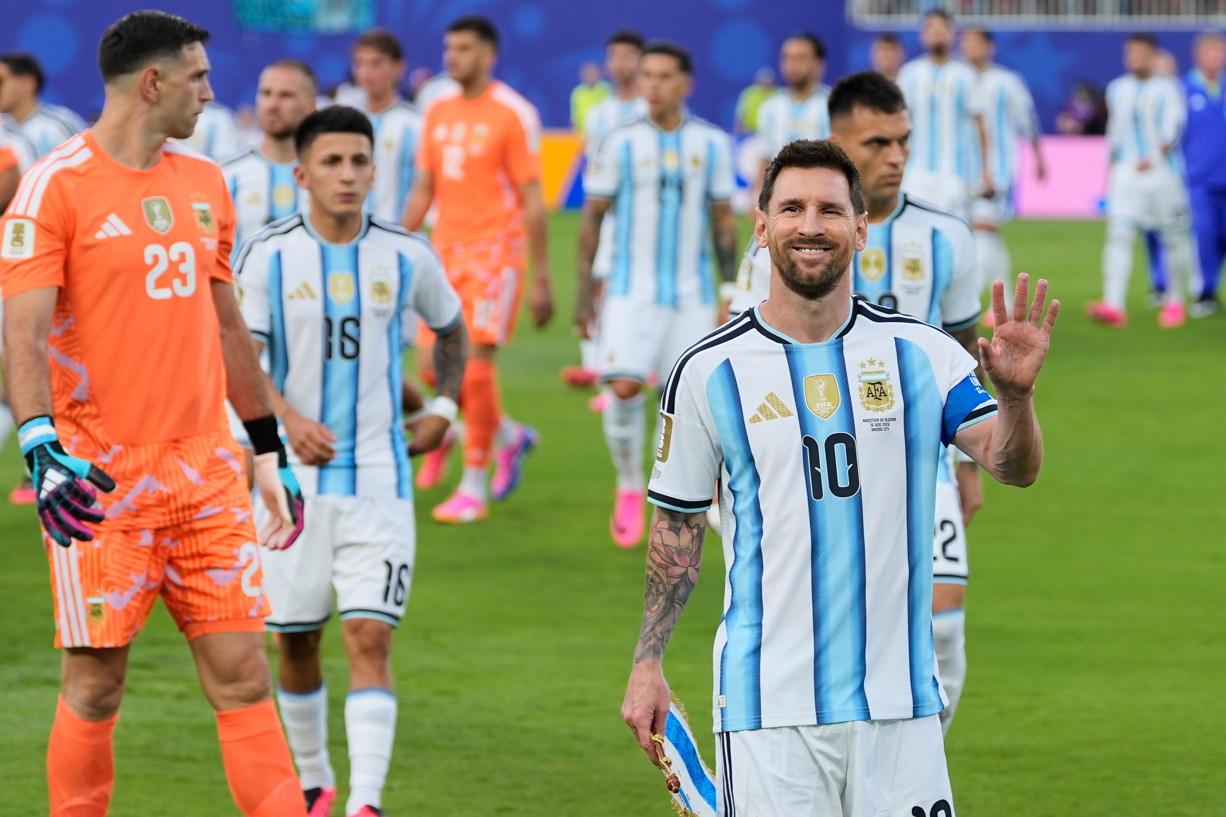Lionel Messi va por un nuevo récord goleador y el pase de Argentina en el Mundial 2026.