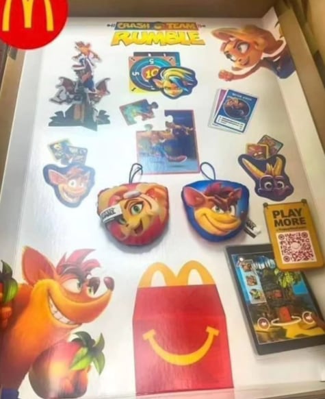 Cajita Feliz de McDonald’s con Crash Bandicoot