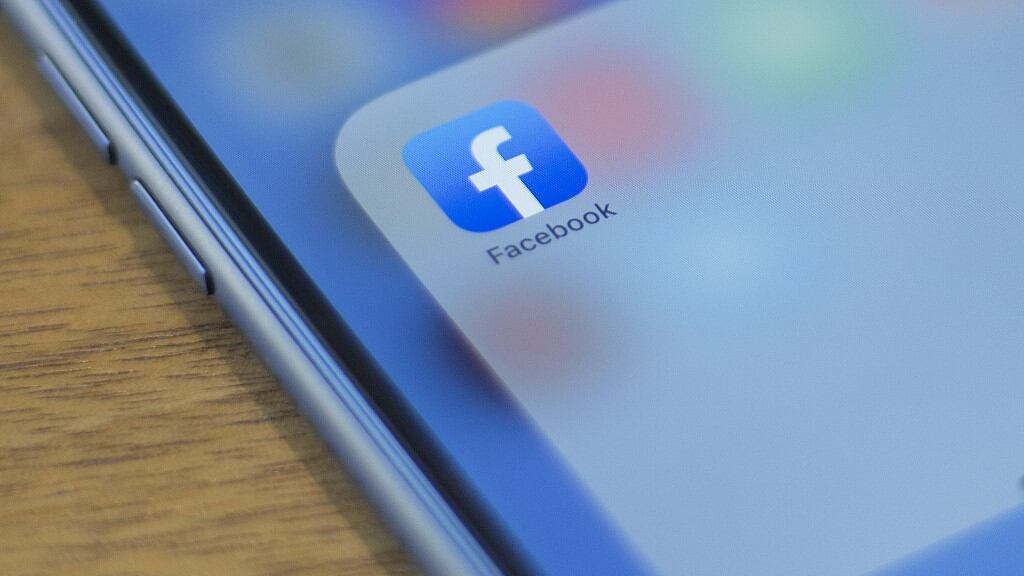 Facebook restablece acceso a noticias en Australia