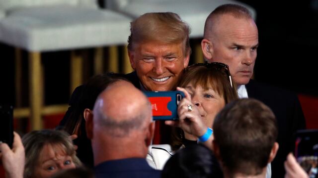 Trump culpa a Obama de falta de pruebas para el coronavirus.