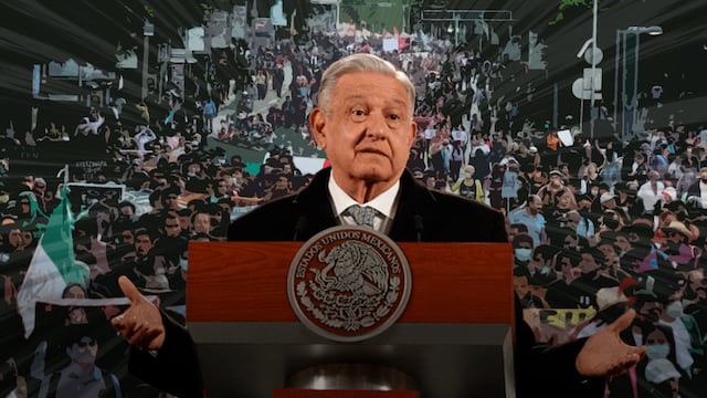 AMLO presume "los acarreados" de su marcha