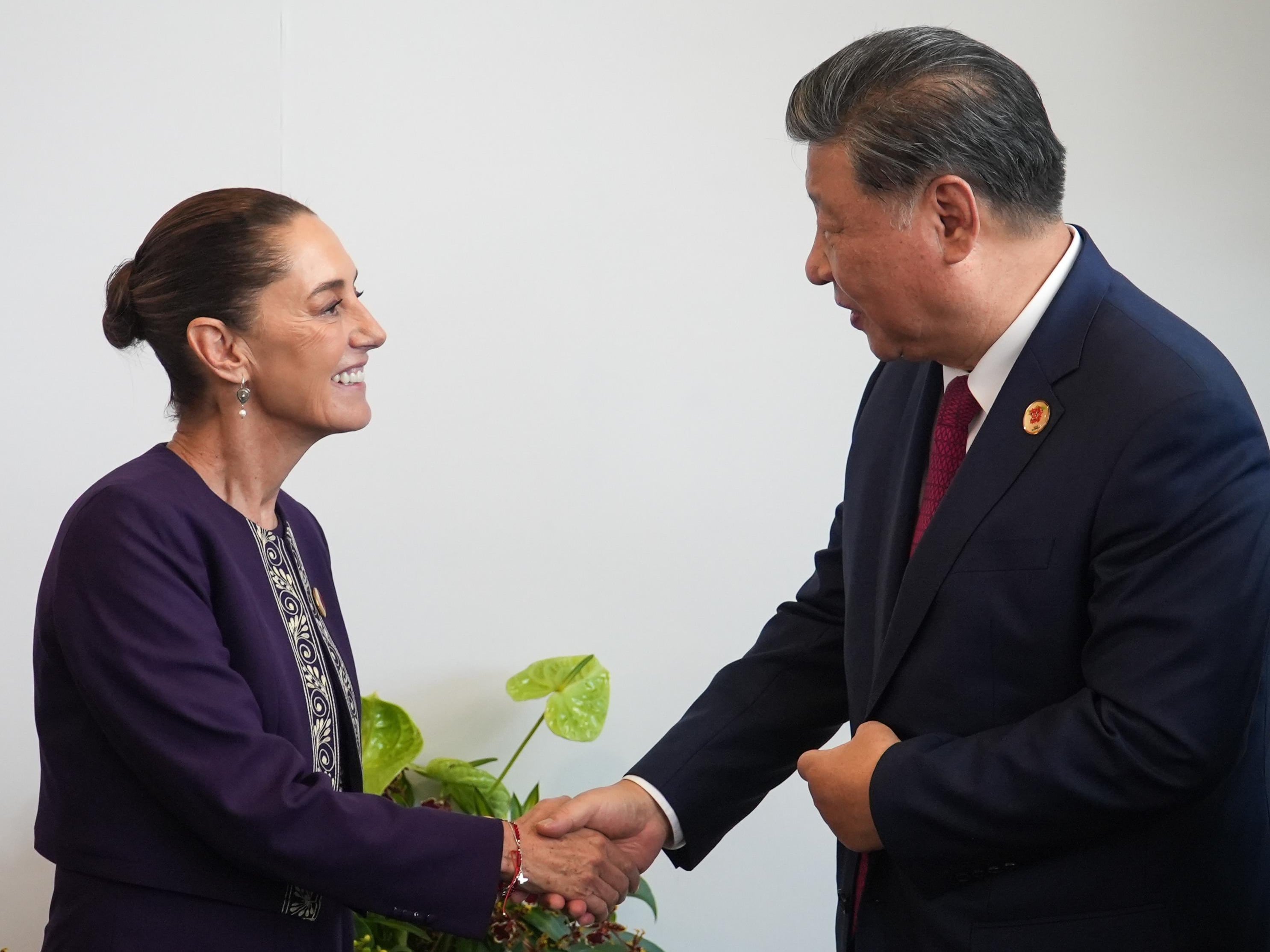 Claudia Sheinbaum, presidenta de México, y Xi Jinping, presidente de China