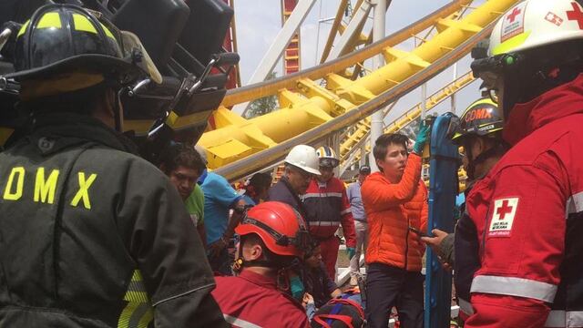 Rescatistas atienden a los heridos