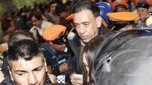 Humberto Moreira llega a México tras liberación de cárcel española