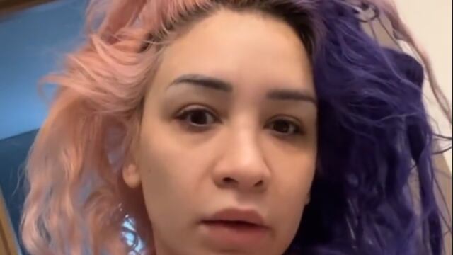 Daniela Rodrice se muestra sin bañarse.