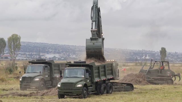 Obras de construcción del nuevo aeropuerto en la Base Aérea de Santa Lucía