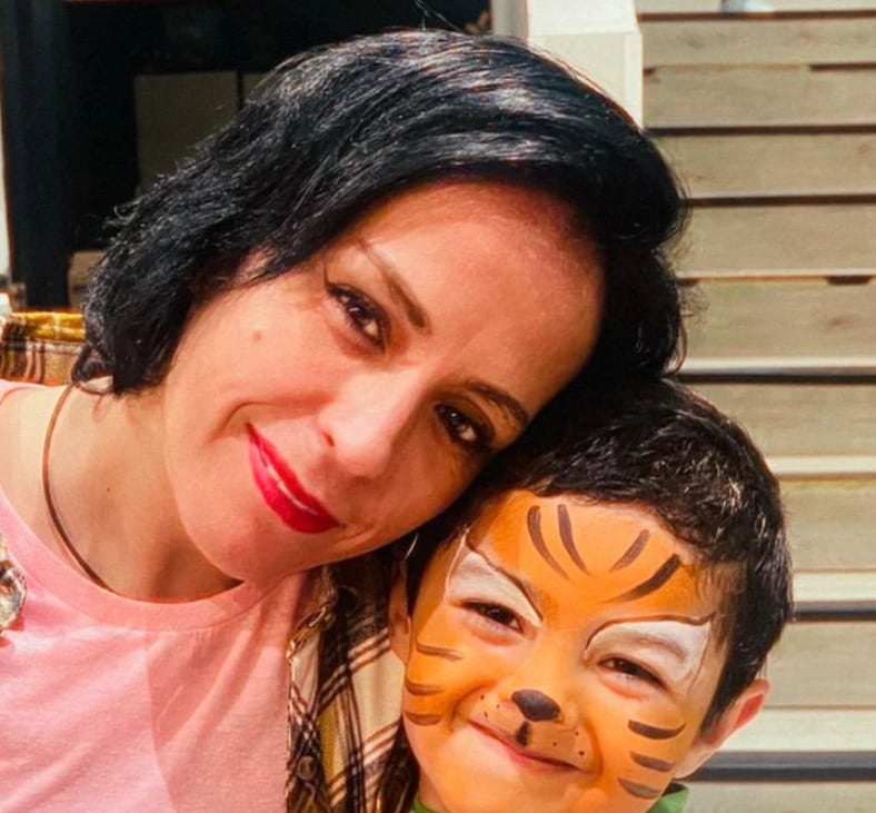 Mayela Laguna y Apolo