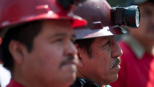 Trabajadores mineros