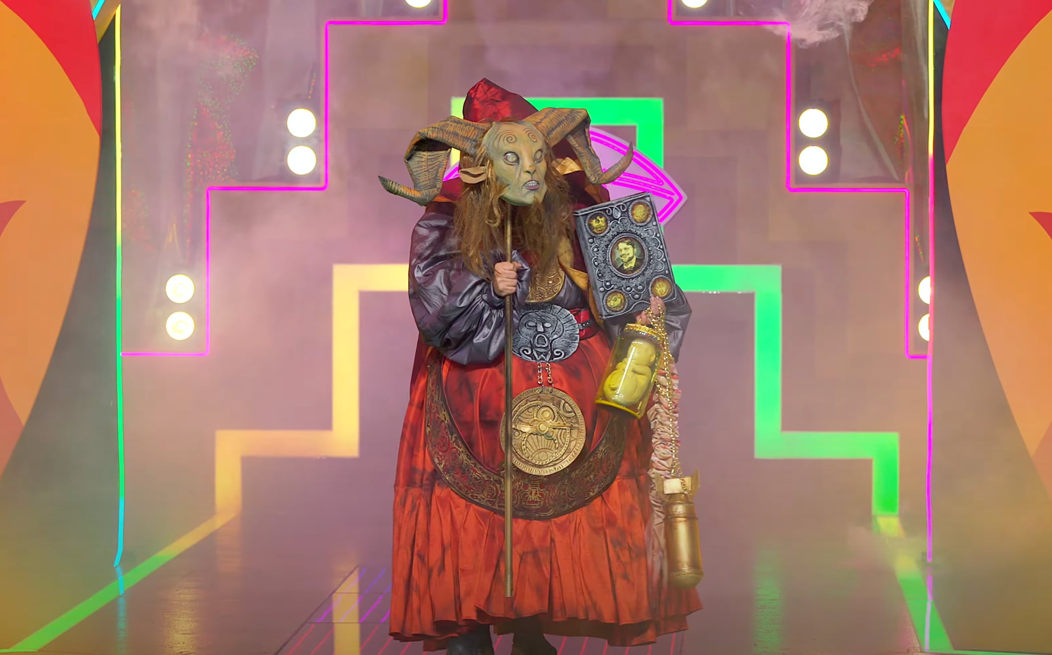 Guillermo del Toro reacciona al homenaje de Madison Basrey que le hicieron en Solo Las Más