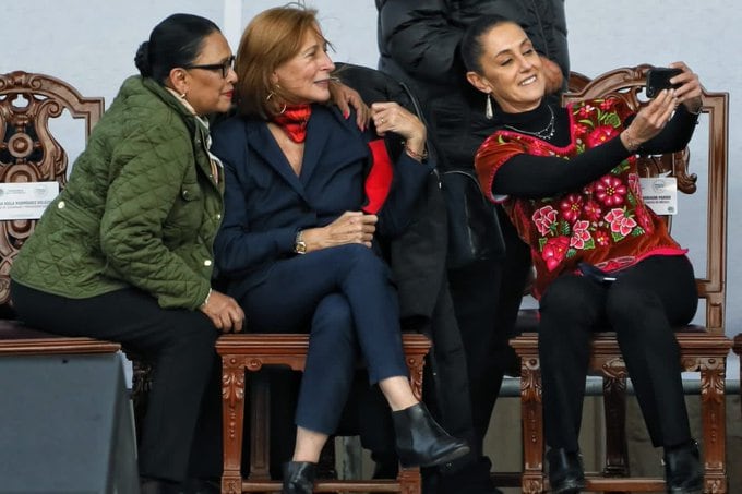 Claudia Sheinbaum en el informe de gobierno de AMLO