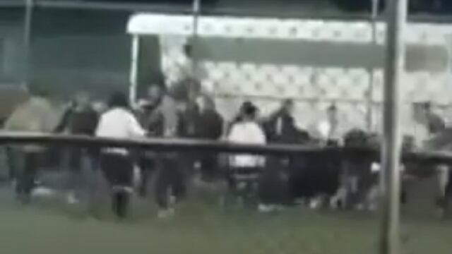 Partido de futbol termina en pelea
