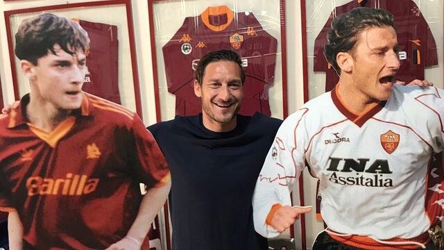 Totti en museo de la Roma