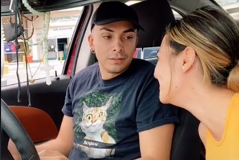 Manda a su novio a comprar tampones de frutos rojos