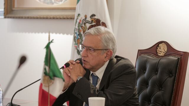 AMLO.