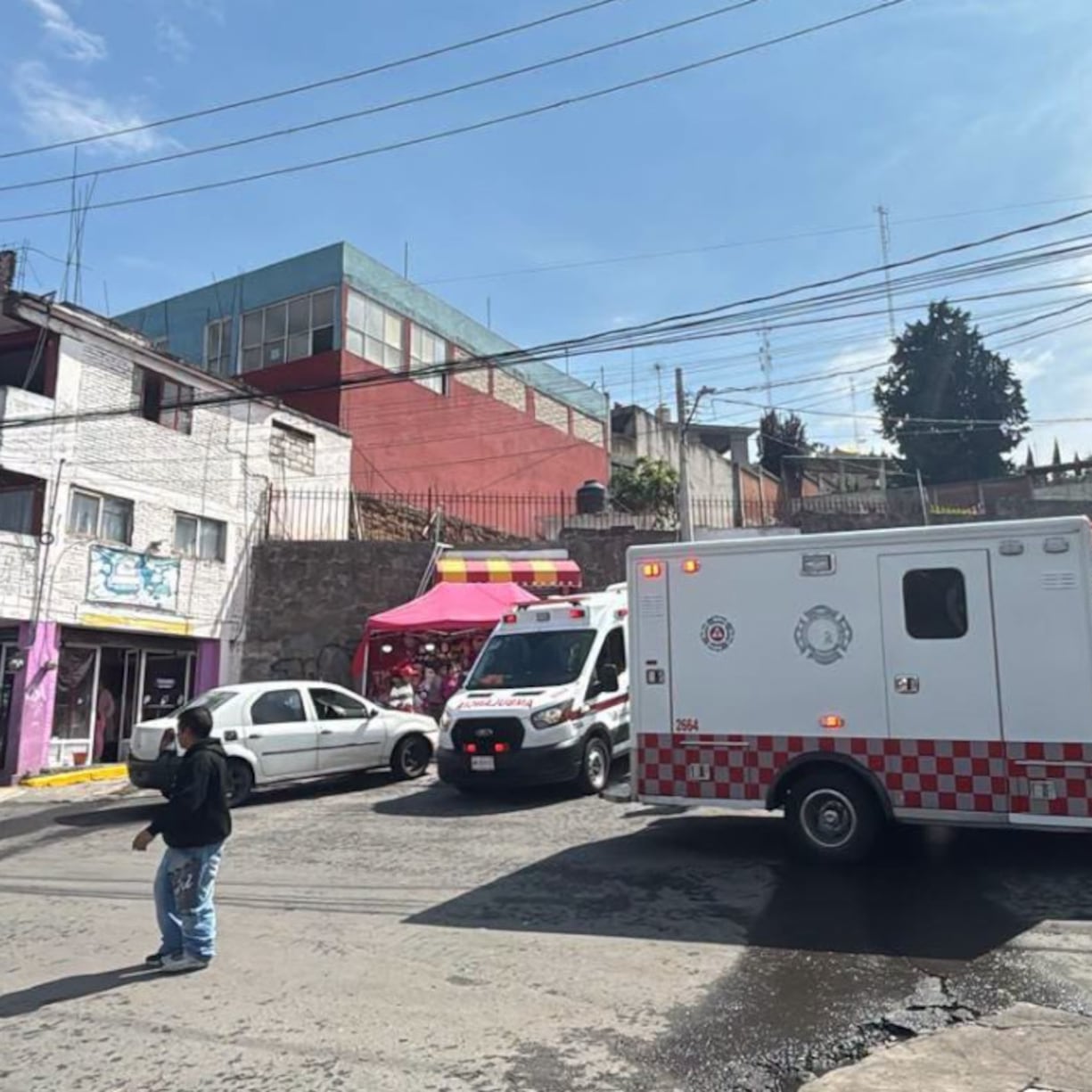 Siete personas resultan heridas por quemaduras tras la caída de un rayo en Tlacotepec, Toluca