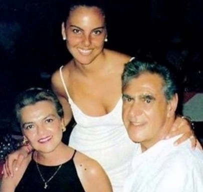 Kate del Castillo y sus papás.