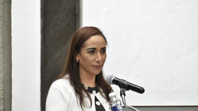 Diputada Adriana Dávila