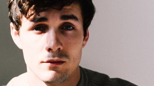 Él es Jonah Hauer-King, el príncipe Eric en la versión live action de La Sirenita