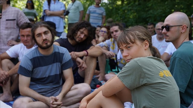 Greta Thunberg lidera protesta ecológica en Macedonia del Norte