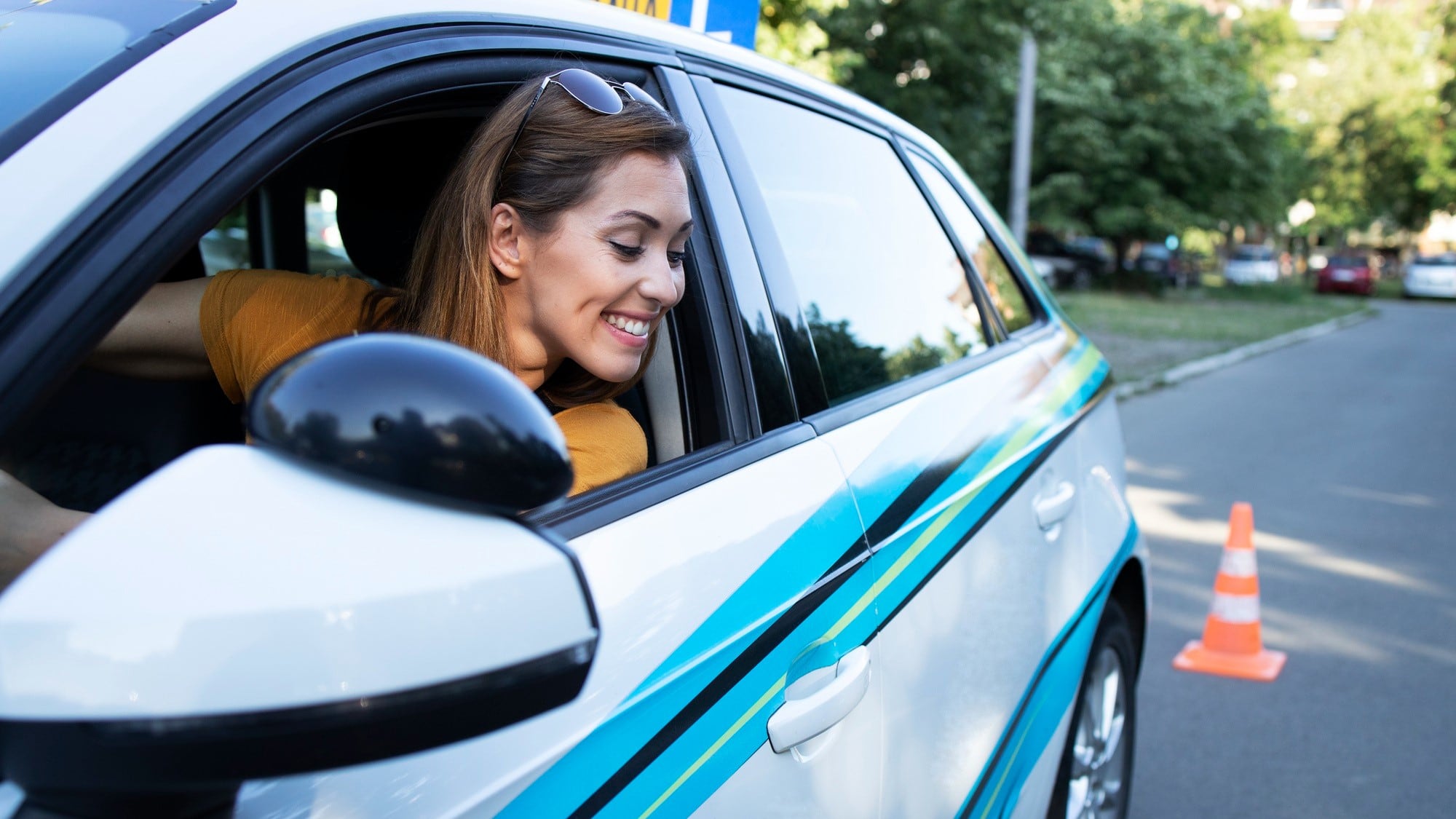 ¿Qué es el radio de giro en un automóvil?