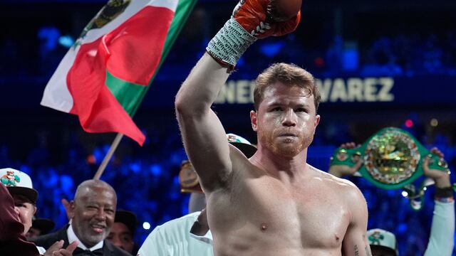 Canelo Álvarez aumenta su mala racha sin noquear; ya va para 6 años
