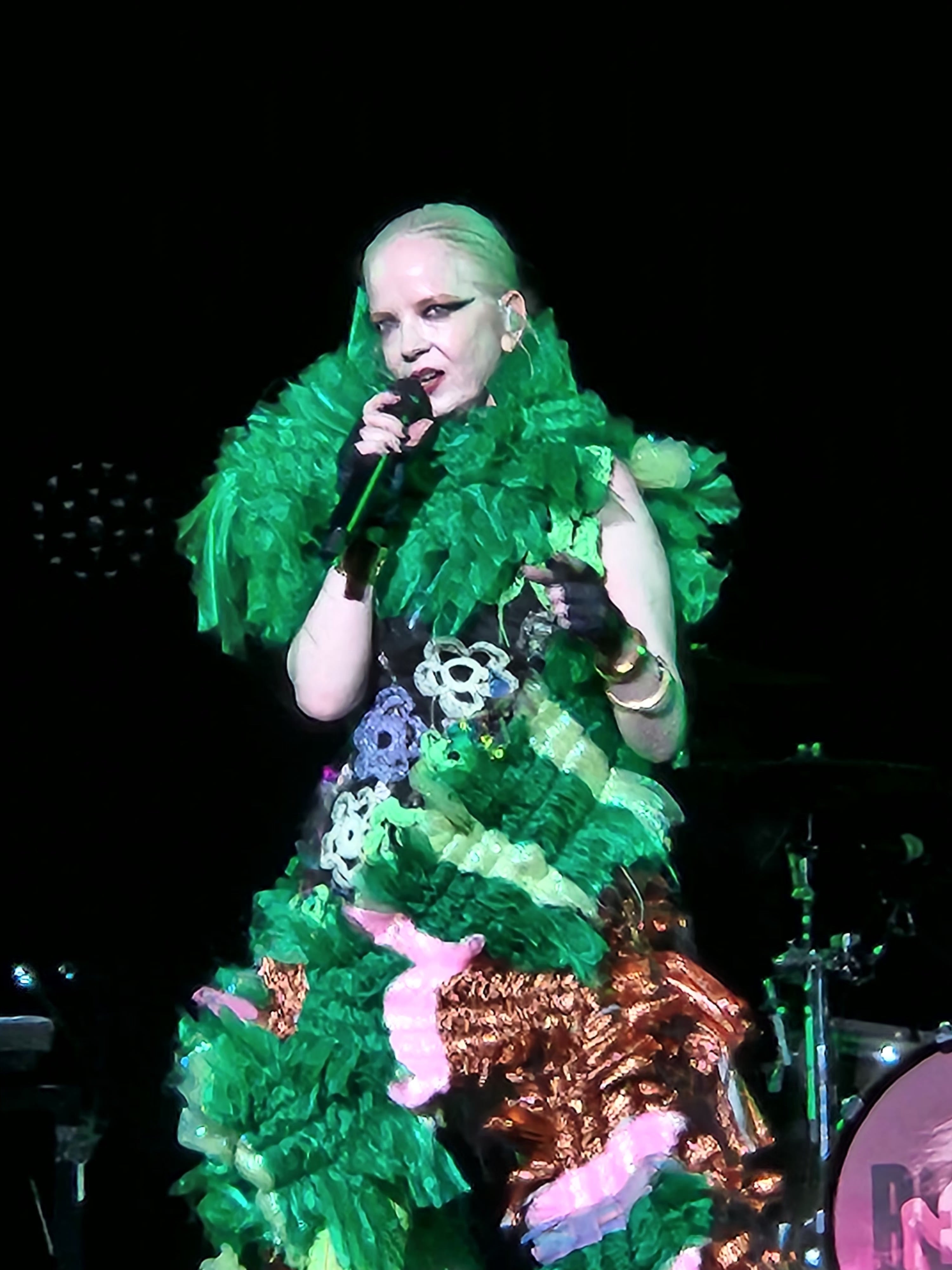 ¿Quién es Shirley Manson? La cantante de Garbage que apoya abiertamente a Claudia Sheinbaum