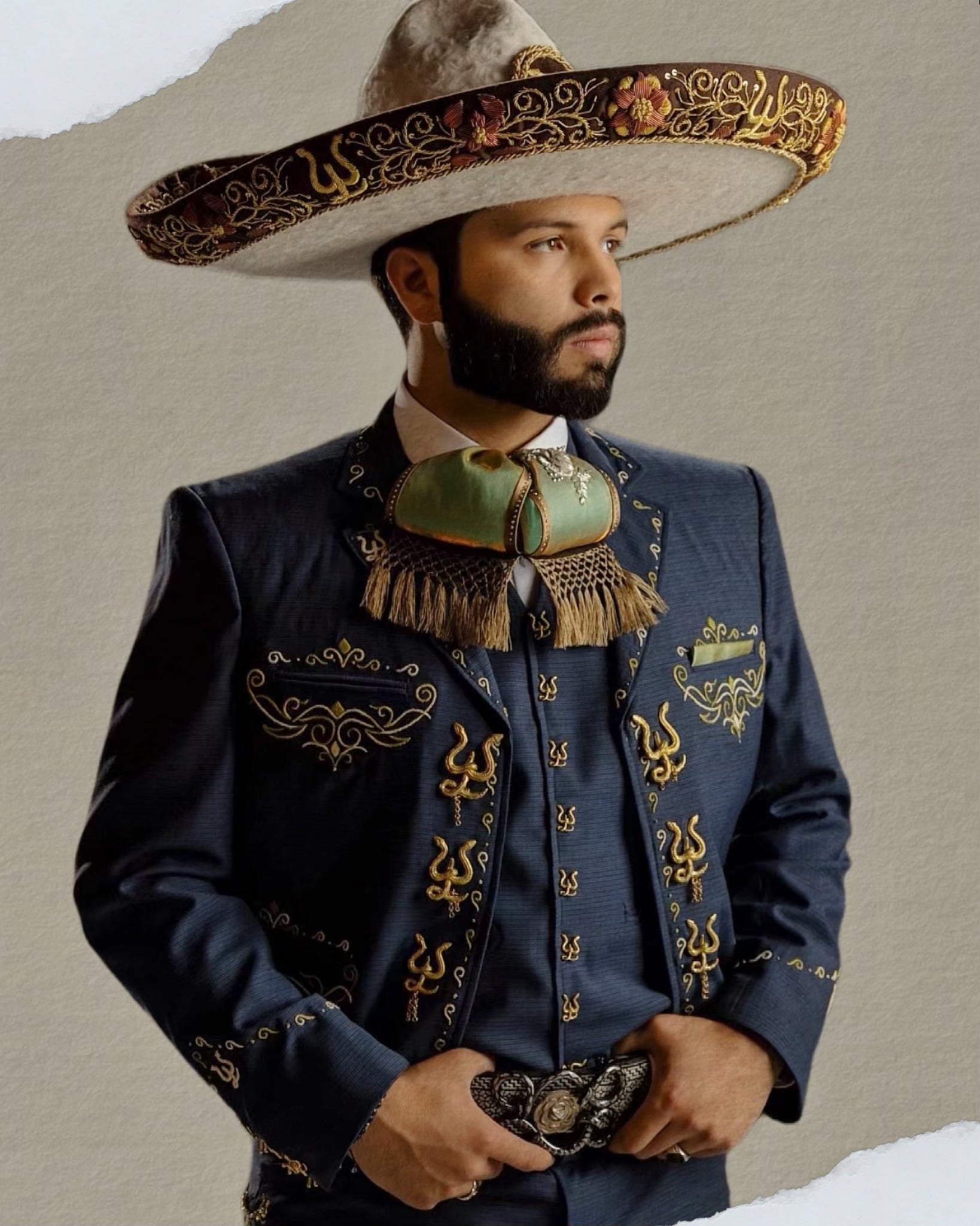 Leonardo Aguilar, cantante.