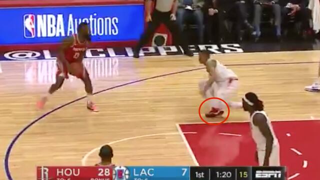 Harden no tuvo piedad con Johnson
