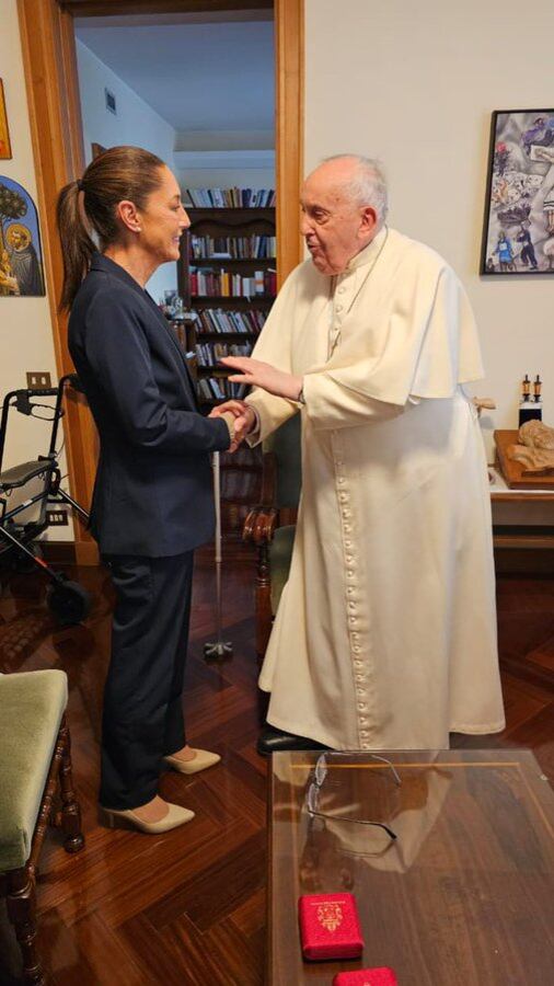 Claudia Sheinbaum papa Francisco