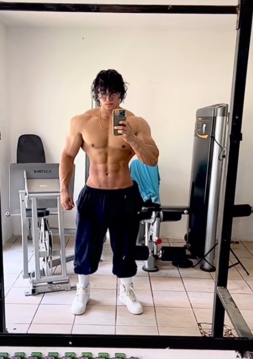 Daddy Aioli, tiktoker fitness acusado de maltratar a su gato