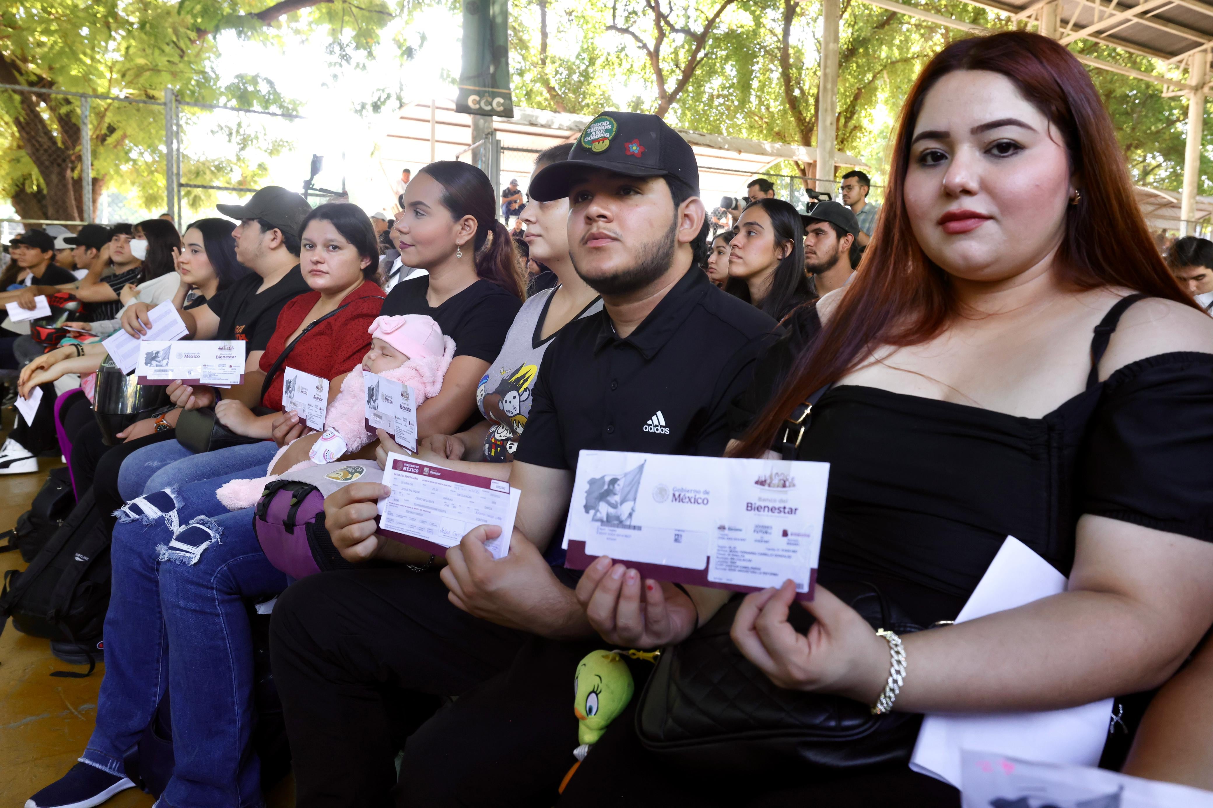 Más de mil jóvenes se incorporan al programa Jóvenes Construyendo del Futuro en Culiacán