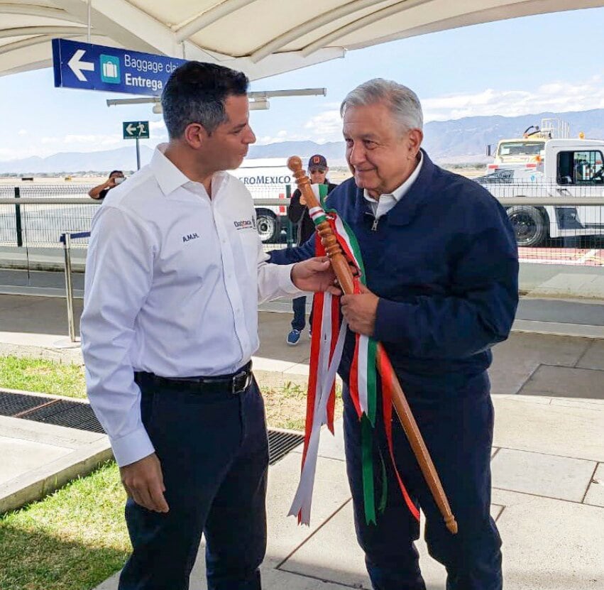 El gobernador Alejandro Murat y el presidente AMLO.