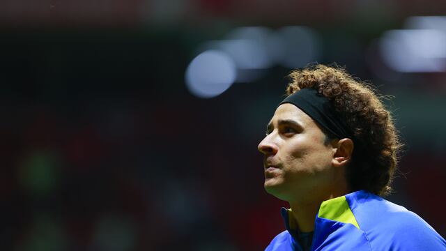 Guillermo Ochoa of America during the Adiós a Europa: Memo Ochoa regresaría a Liga MX con club histórico