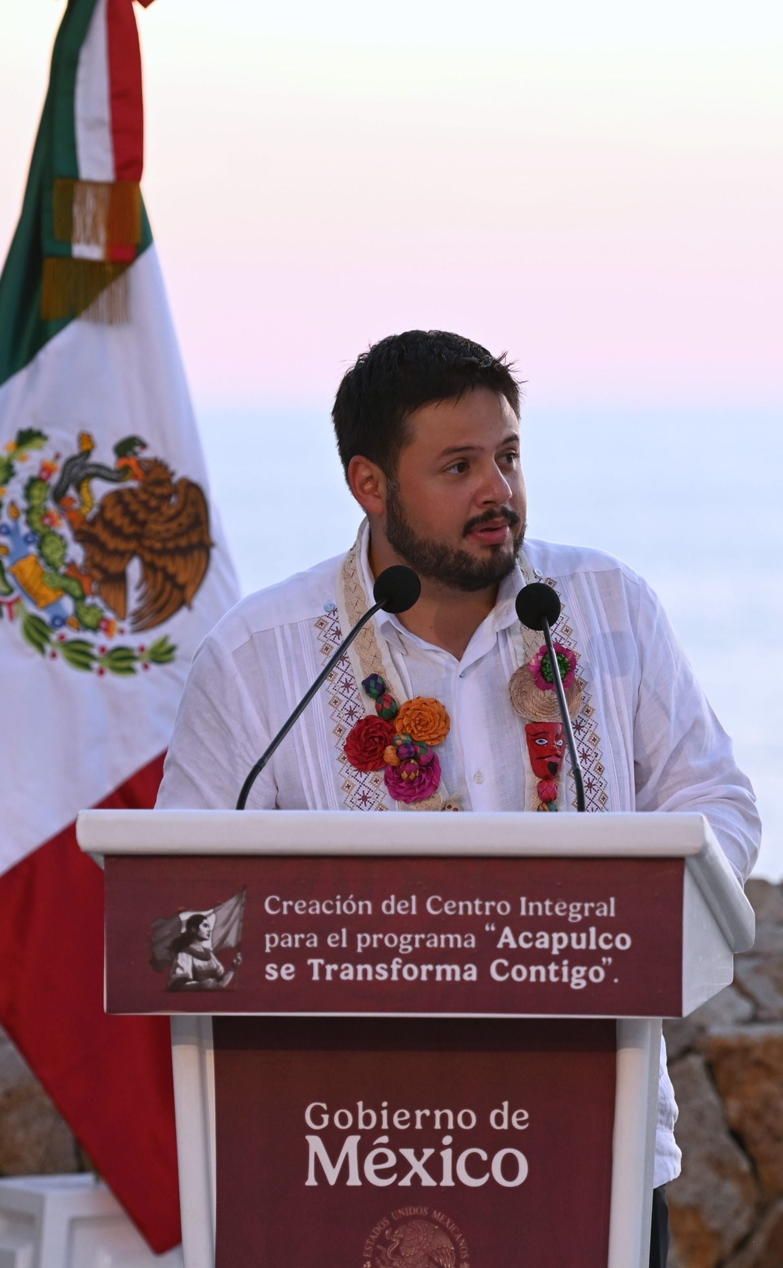 Sebastián Ramírez presentó el programa "Acapulco se transforma contigo"