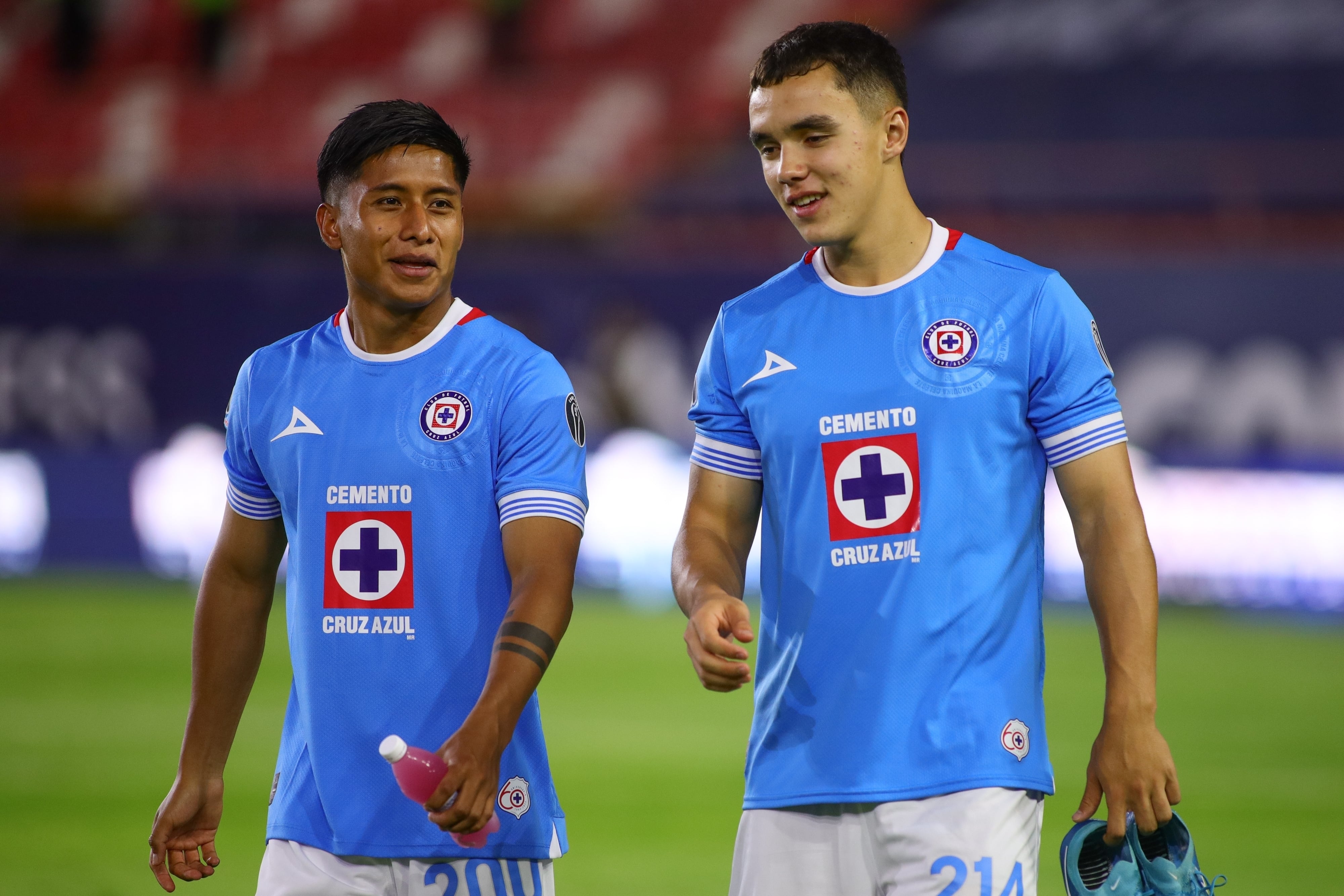 Mateo Levy y Amaury Morales con Cruz Azul.