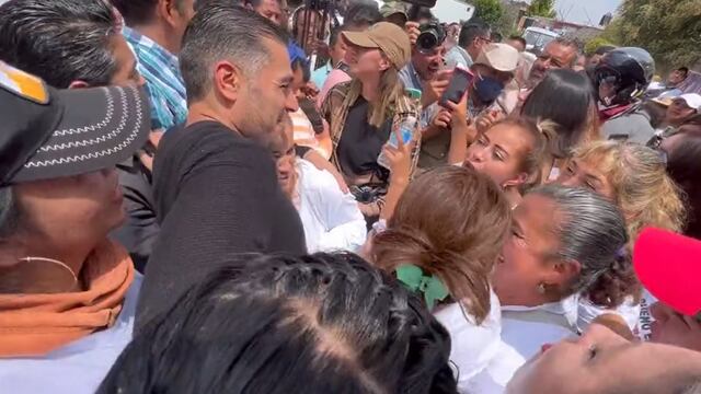 Le hacen bolita a Omar García Harfuch en Magdalena Contreras