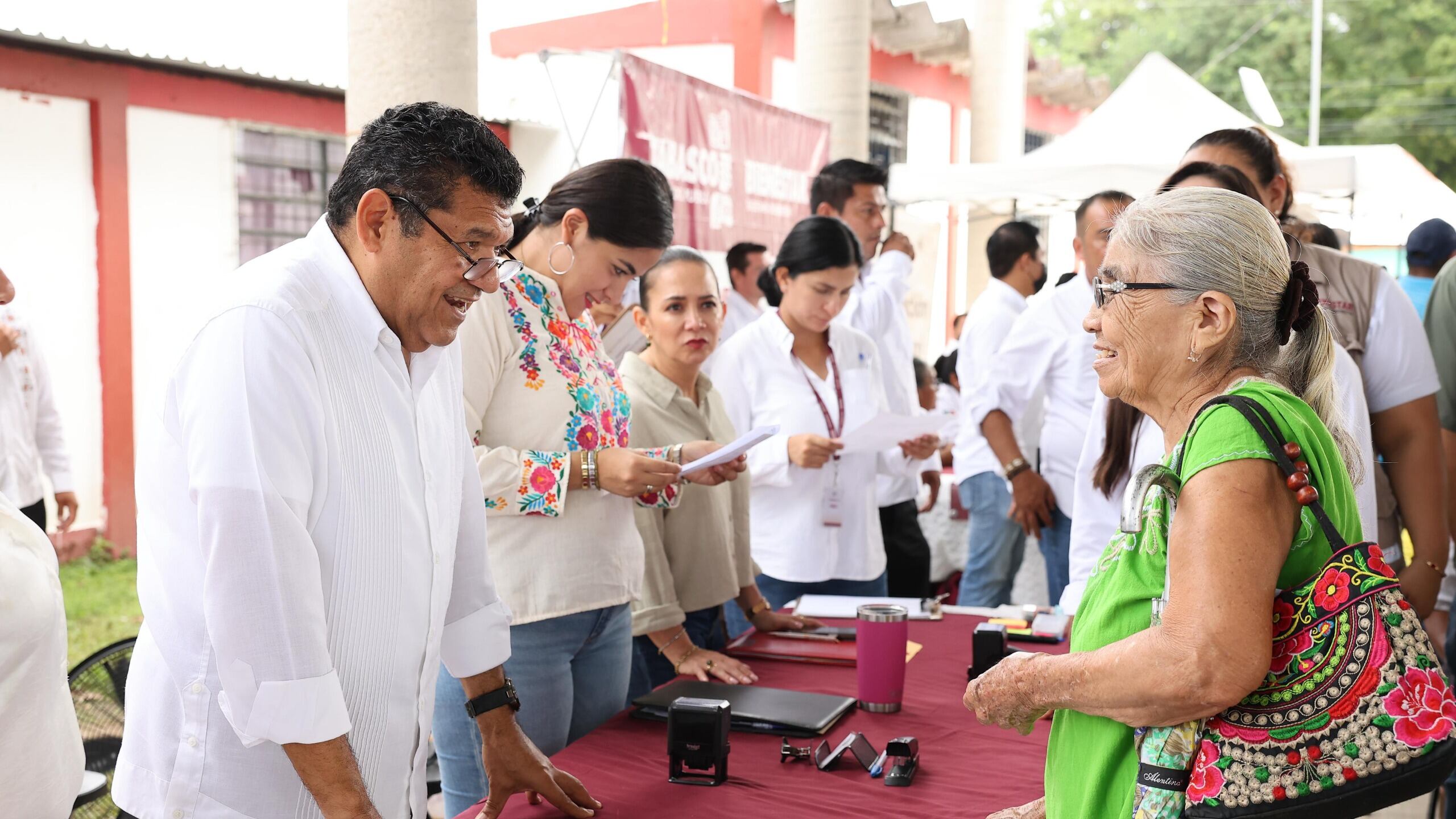 Javier May lleva Jornadas de Atención al Poblado Usumacinta