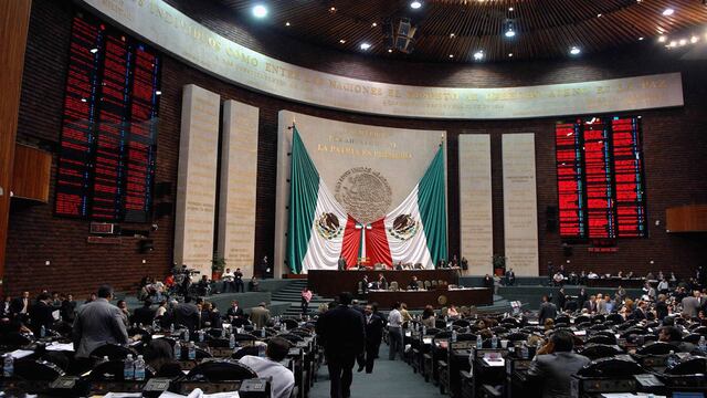 Cámara de Diputados. Buscan extrañamiento a Peña Nieto.