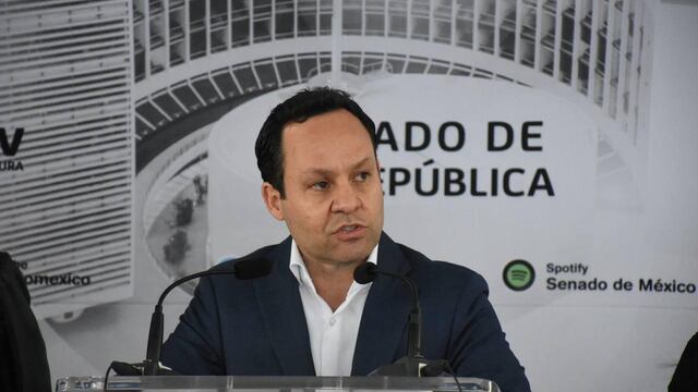 Clemente Castañeda, senador de MC