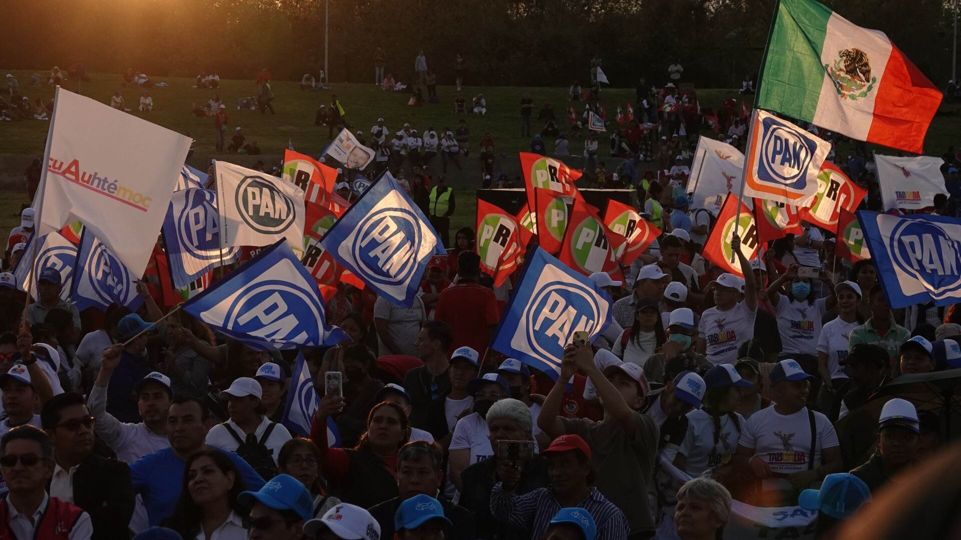 ¿PAN por fin abrió los ojos? Revisarán alianza con el PRI y PRD