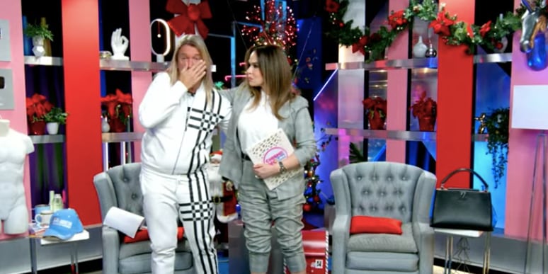 Elisa Beristain consuela a Javier Ceriani