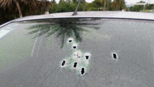 (Martha Izquierdo) Disparos sobre parabrisas donde viajaban agresores