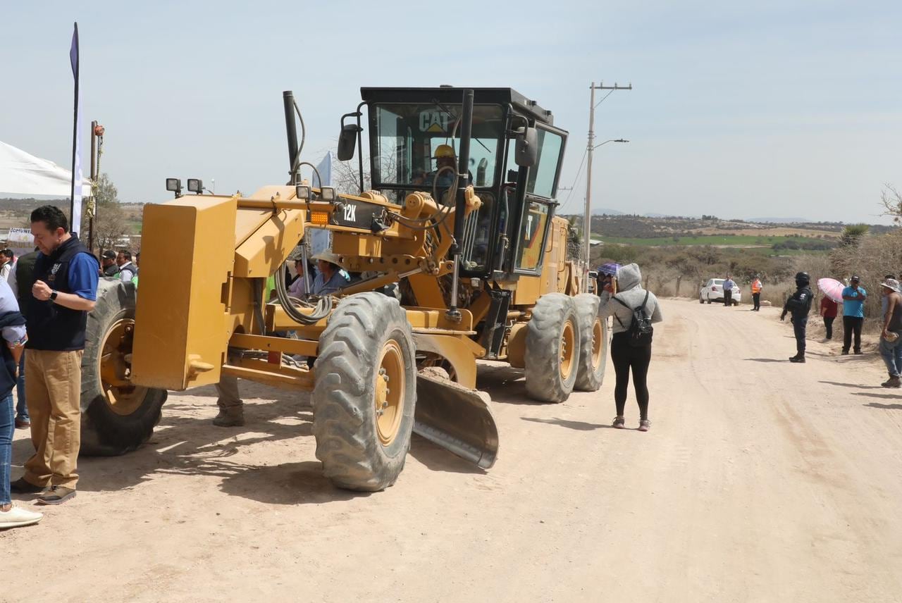 Diego Sinhue Rodríguez anuncia inversión en Guanajuato de mil 54 mdp para educación.