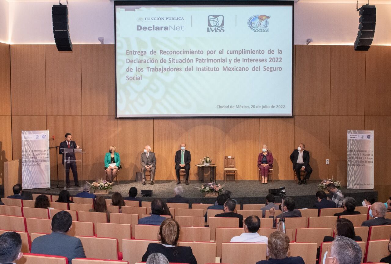 SFP reconoce al IMSS