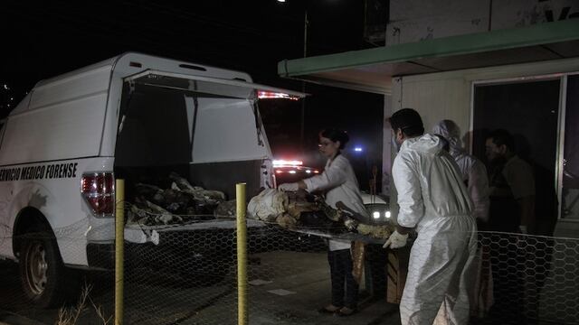 107 personas han acudido a la Agencia Central del Ministerio Público a realizarse exámenes para identificar a los cadáveres. Foto: Bernandino Hernández/Cuartoscuro