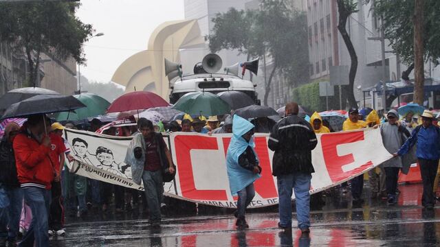 Marcha de CNTE. Pago a faltistas.