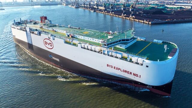 BYD lanza su propio buque