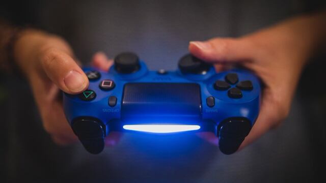 Control PS4