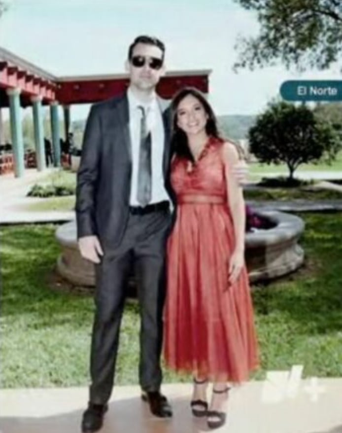 Tania Peña Nahle, hija de Rocío Nahle, y su novio Fernando Bilbao Arrieta