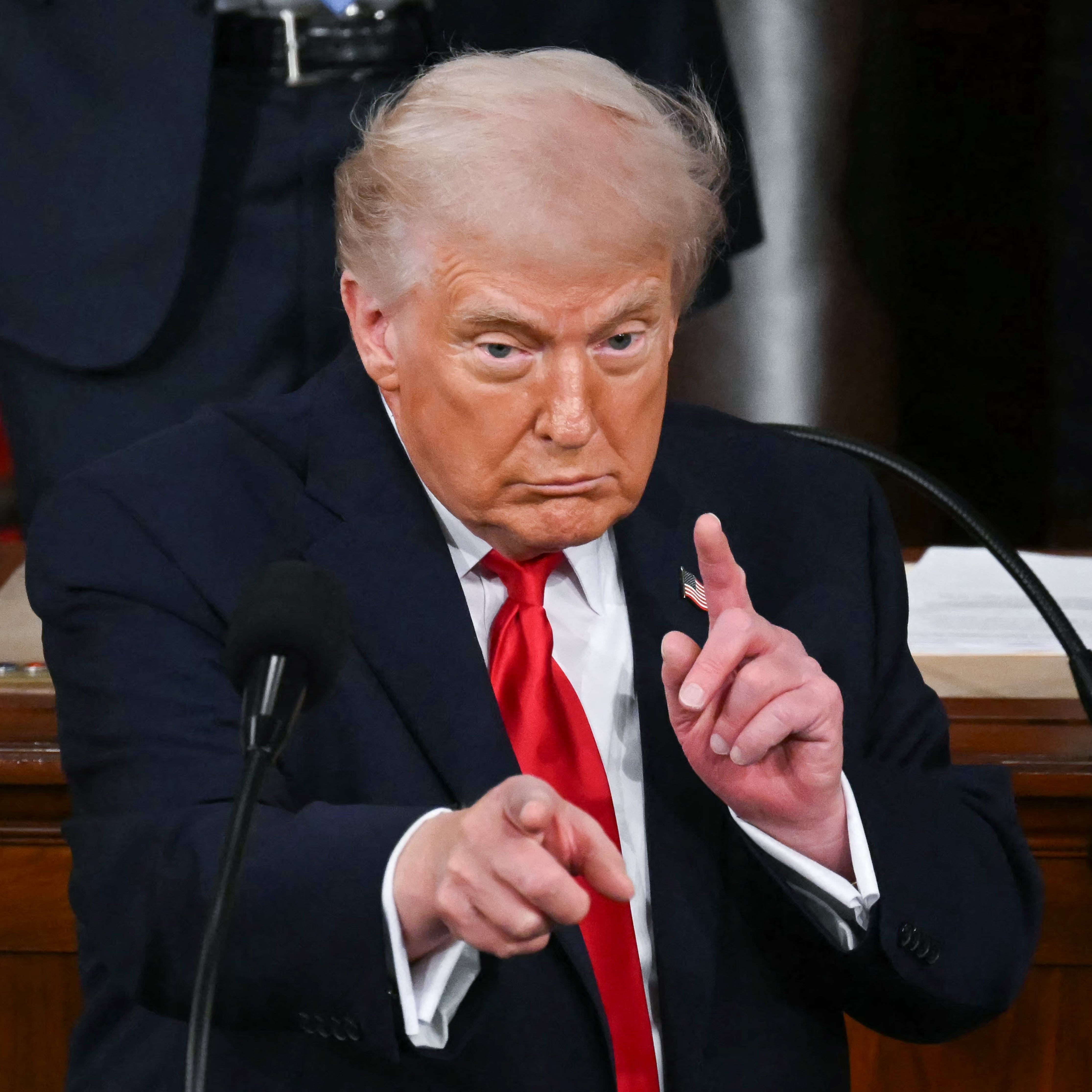 Irán aún no enfrenta lo peor, advierte Trump por “gran ola” de ataques